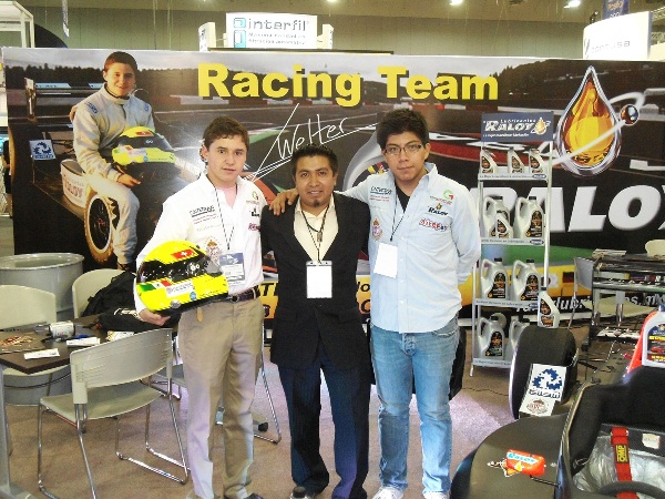 Presencia de Raloy Lubricantes en la Expo INA 2013 celebrada en Centro Banamex, en la Cuidad de Mxico los das 10, 11 y 12 de Abril de 2013, presentando a Raloy Racing Team con el auto de carreras y los pilotos Fabin Welter y Daniel Duval