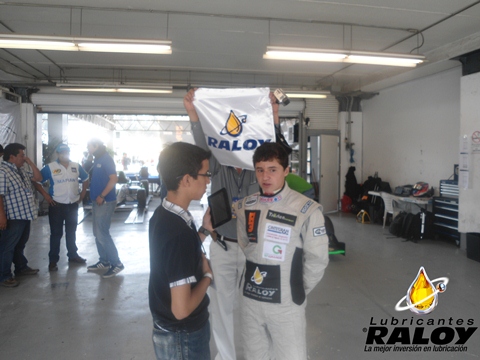 1ra. fecha de Carrera LATAM Fórmula 2000 celebrada en el Autódromo Hermanos Rodríguez en la Cuidad de México el día 28 de Abril de 2013, apoyando a nuestro piloto estrella Fabián Welter de Raloy Racing Team con el auto número 11