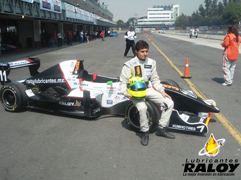 1ra. fecha de Carrera LATAM Fórmula 2000 celebrada en el Autódromo Hermanos Rodríguez en la Cuidad de México el día 28 de Abril de 2013, apoyando a nuestro piloto estrella Fabián Welter de Raloy Racing Team con el auto número 11