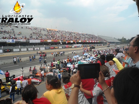 1ra. fecha de Carrera LATAM Fórmula 2000 celebrada en el Autódromo Hermanos Rodríguez en la Cuidad de México el día 28 de Abril de 2013, apoyando a nuestro piloto estrella Fabián Welter de Raloy Racing Team con el auto número 11